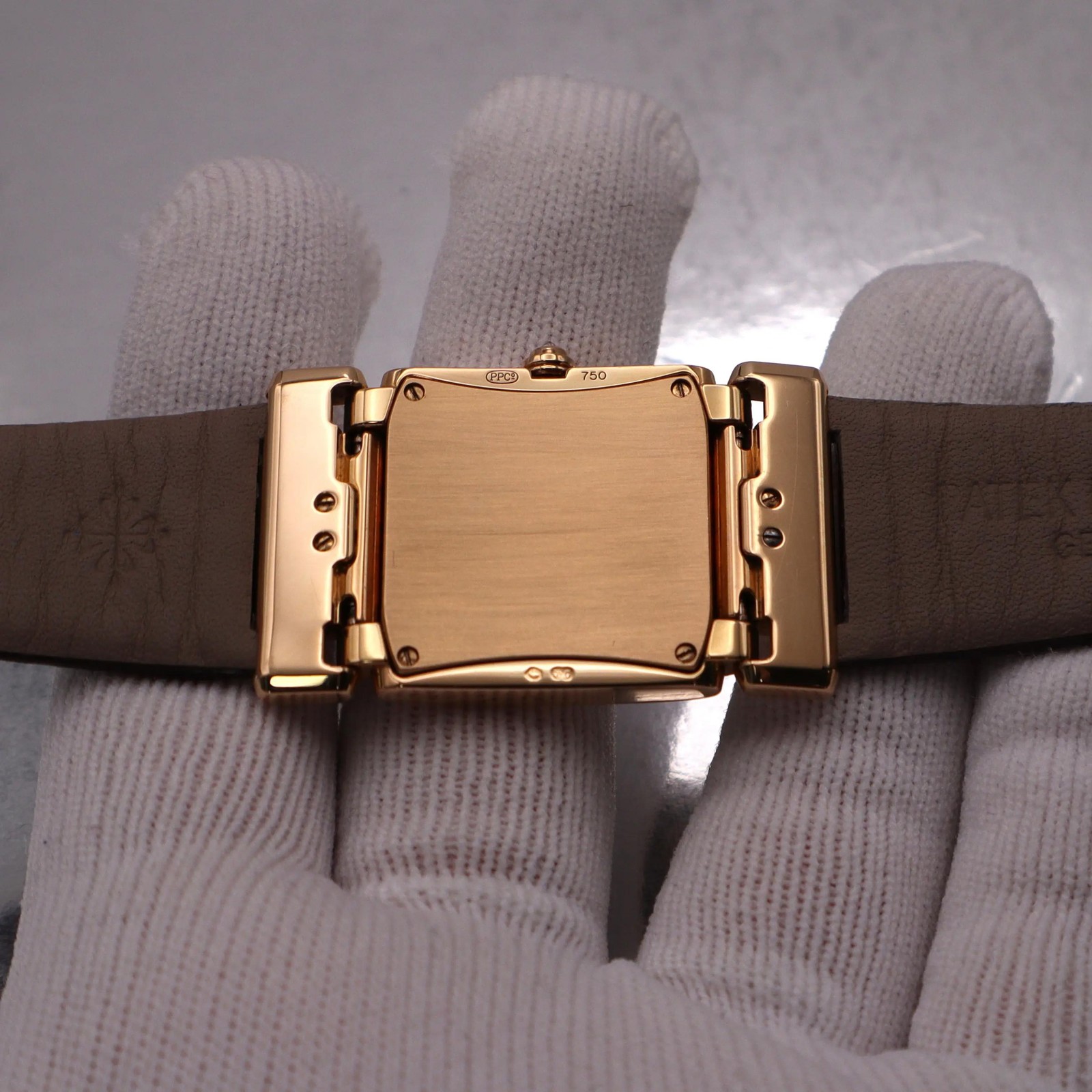 Patek Philippe Twenty-4 18K Rose Gold Diamond Chocolate Dial Ladies Watch 4920R