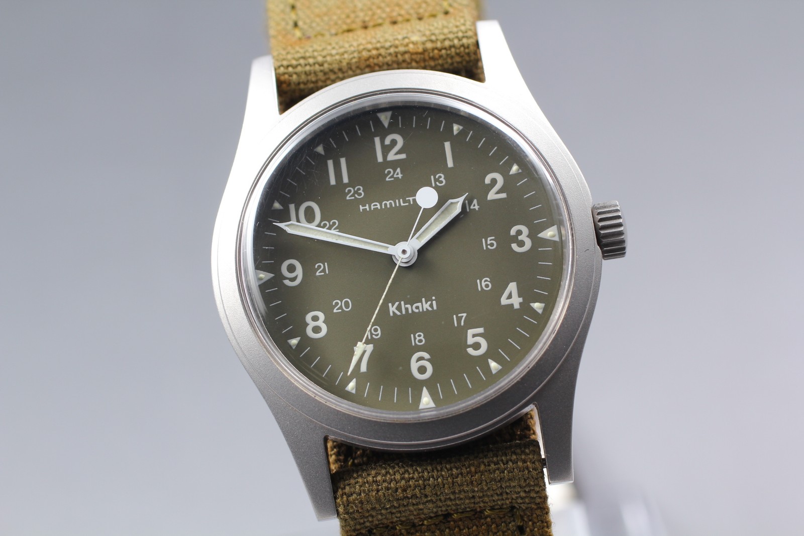 [ w/Box, Paper ] HAMILTON Khaki 9415A Green Dial Hand-Winding Men’s Watch JAPAN