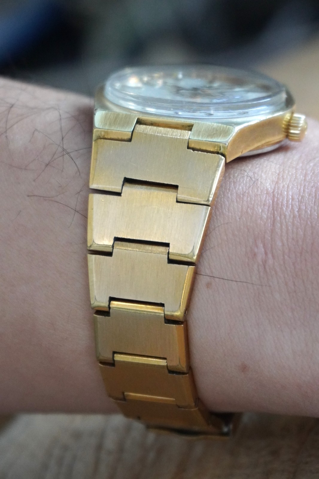 Vintage Omega Geneve Automatic Day Date Gold Plated Integrated Watch 166.0125