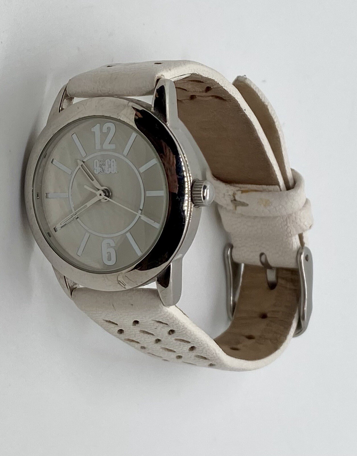 9&CO. Ladies Watch New Battery Installed White Dial Ivory Leather Silver Case