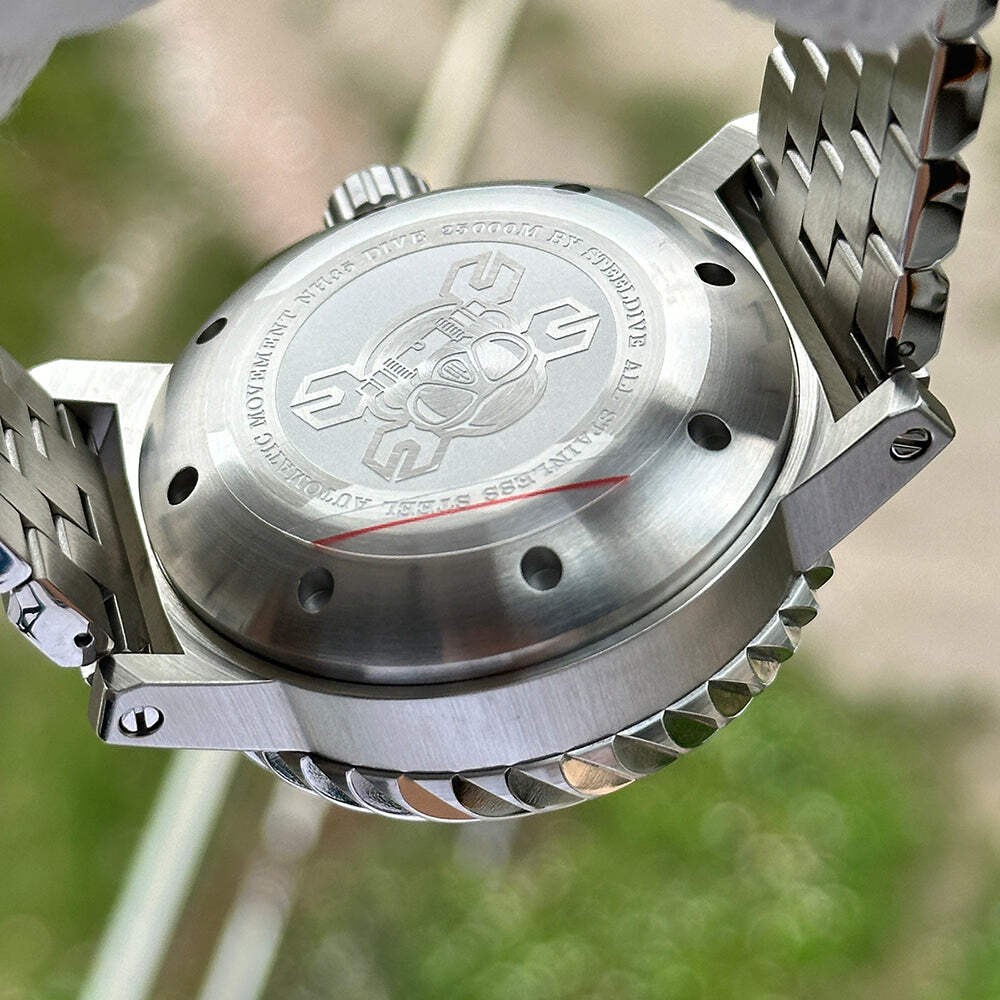 STEELDIVE SD1982T — Titanium Damascus Dial 46.5MM Oversize Thick NH35 Dive Watch