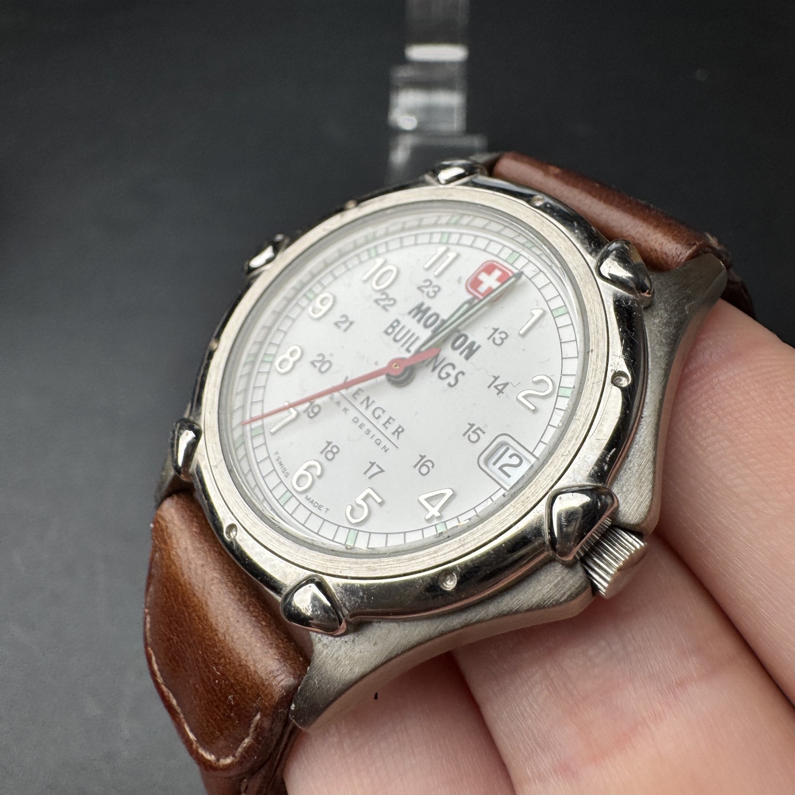 MENS WEGNER S.A.K. DESIGN “MORTON BUILDINGS” WRIST WATCH Silver Tone Size 37mm
