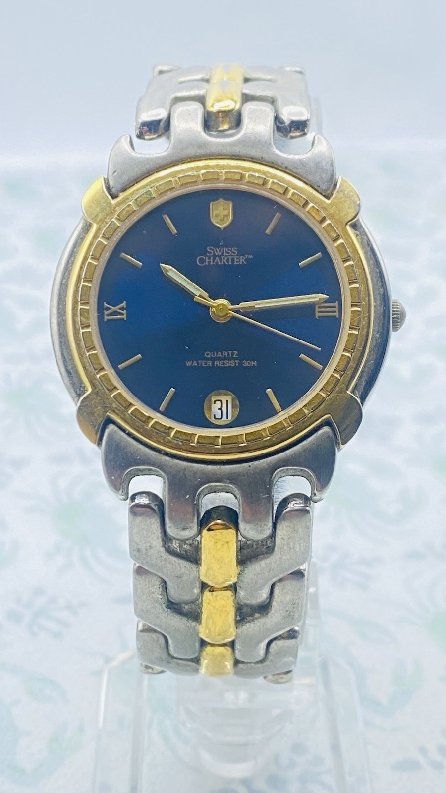 Swiss Charter BLUE DIAL Round Gold Silver Tone Swiss Movement 67-033-09 . Works
