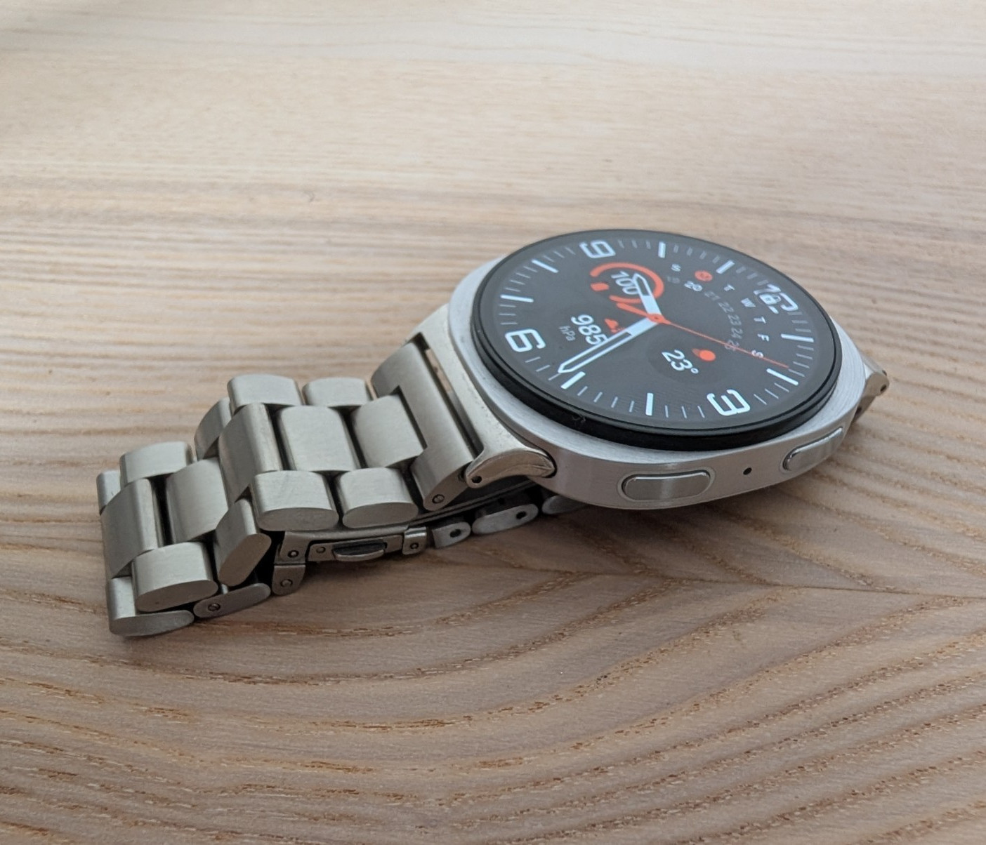 Samsung Galaxy Watch 8 44mm Wifi – Silver