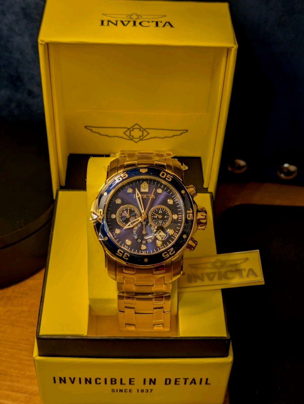 0073 – Invicta Pro Diver SCUBA Men’s Watch – 48mm, Gold