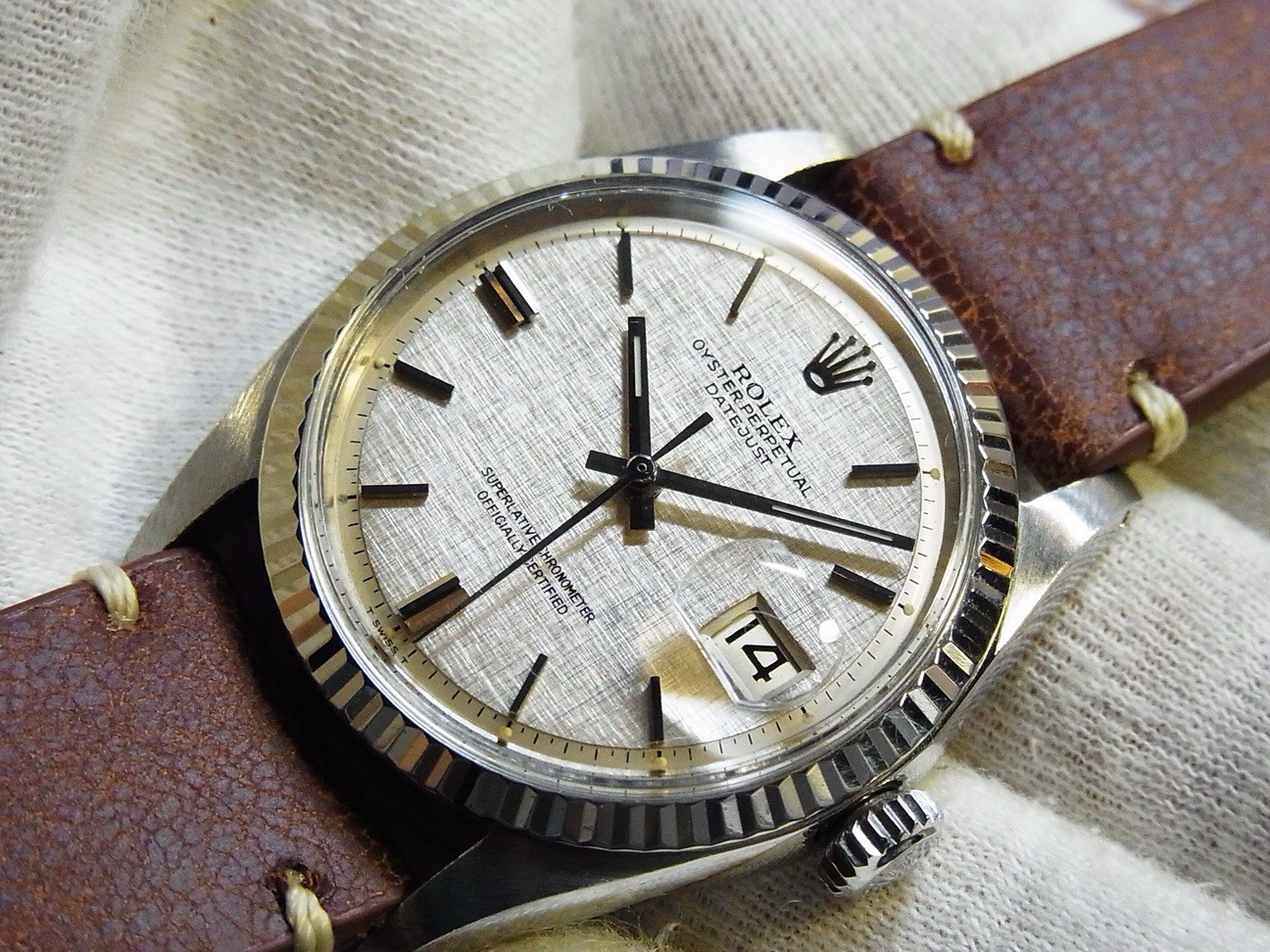 Vintage Rolex Datejust 1600 Linen Dial Pie Pan 36mm Automatic Watch c.1972