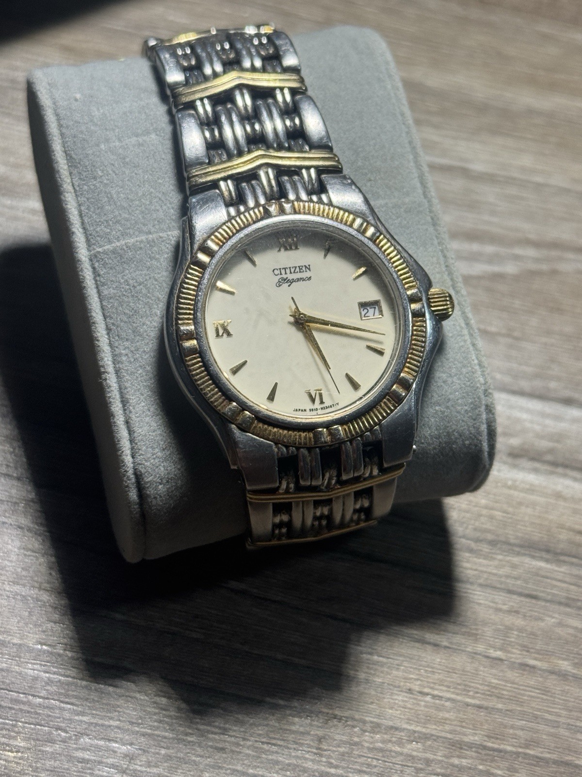 Citizen Elegance Vintage Quartz Two-Tone White Roman Dial Date Bracelet