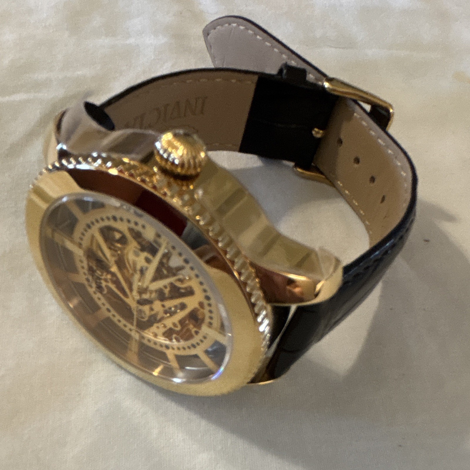 Invicta Vintage Men’s Automatic Watch Black Leather model 22571