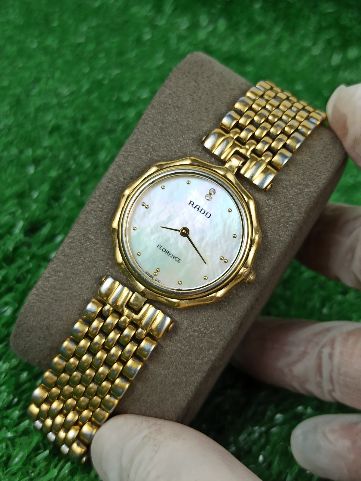 Iconic Model Rado Florence Classic Watch & Gold Tone Swiss Movement 80s Quartz