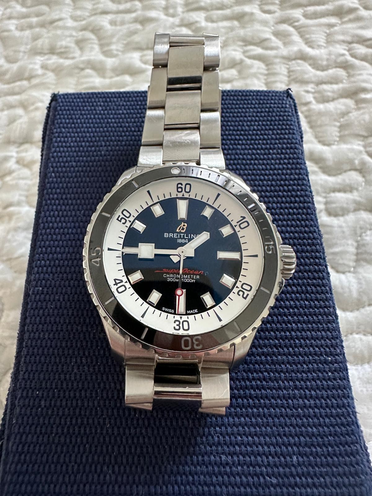 Breitling Superocean Automatic 42 A17375