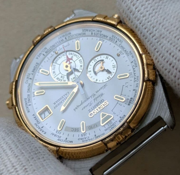 Seiko World Timer 6M15-0020 White Quartz Watch Case Only For Parts or Repair JPN