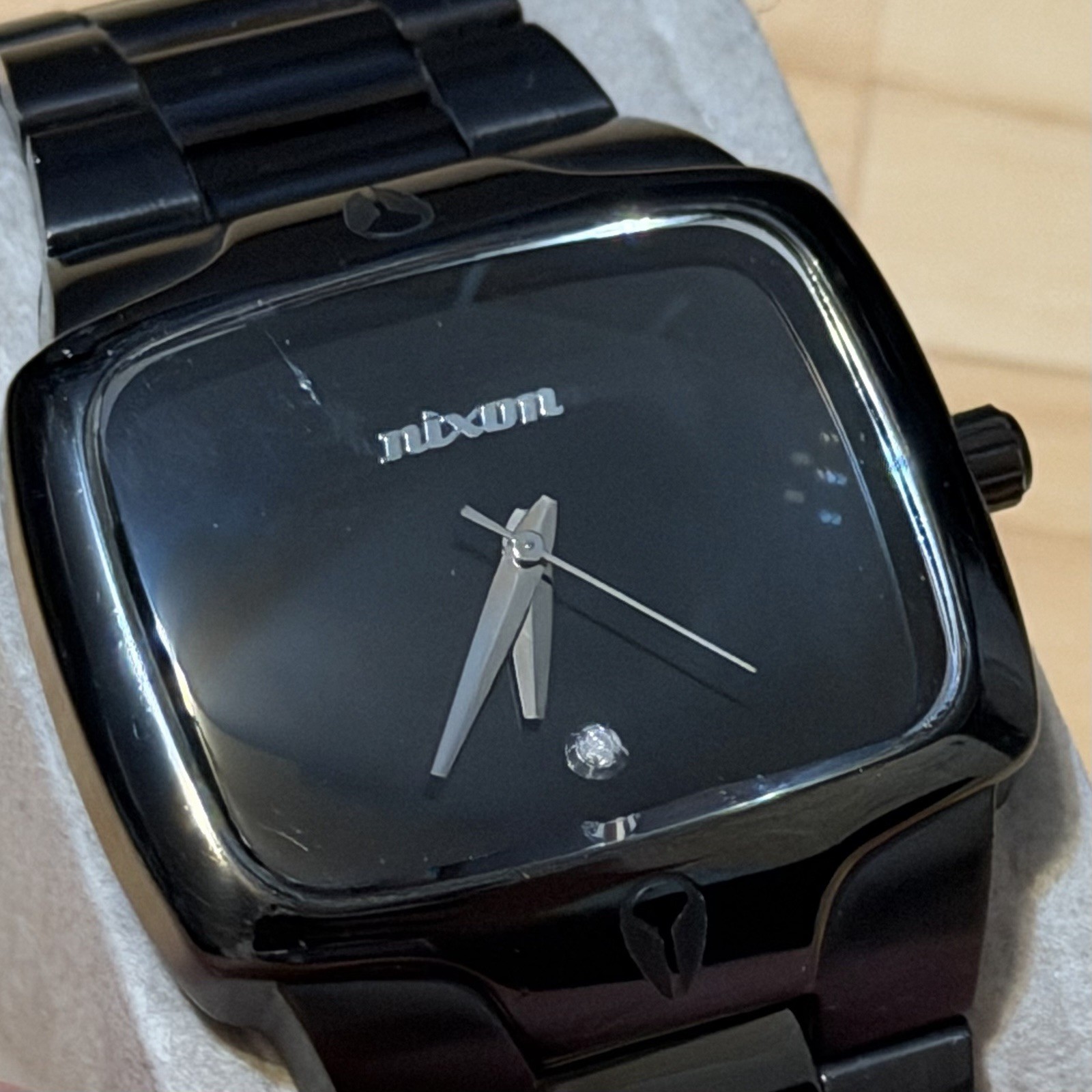 Nixon The Player “Yes It’s Real” ALL BLACK Men’s Analog Surf Watch RUNS READ