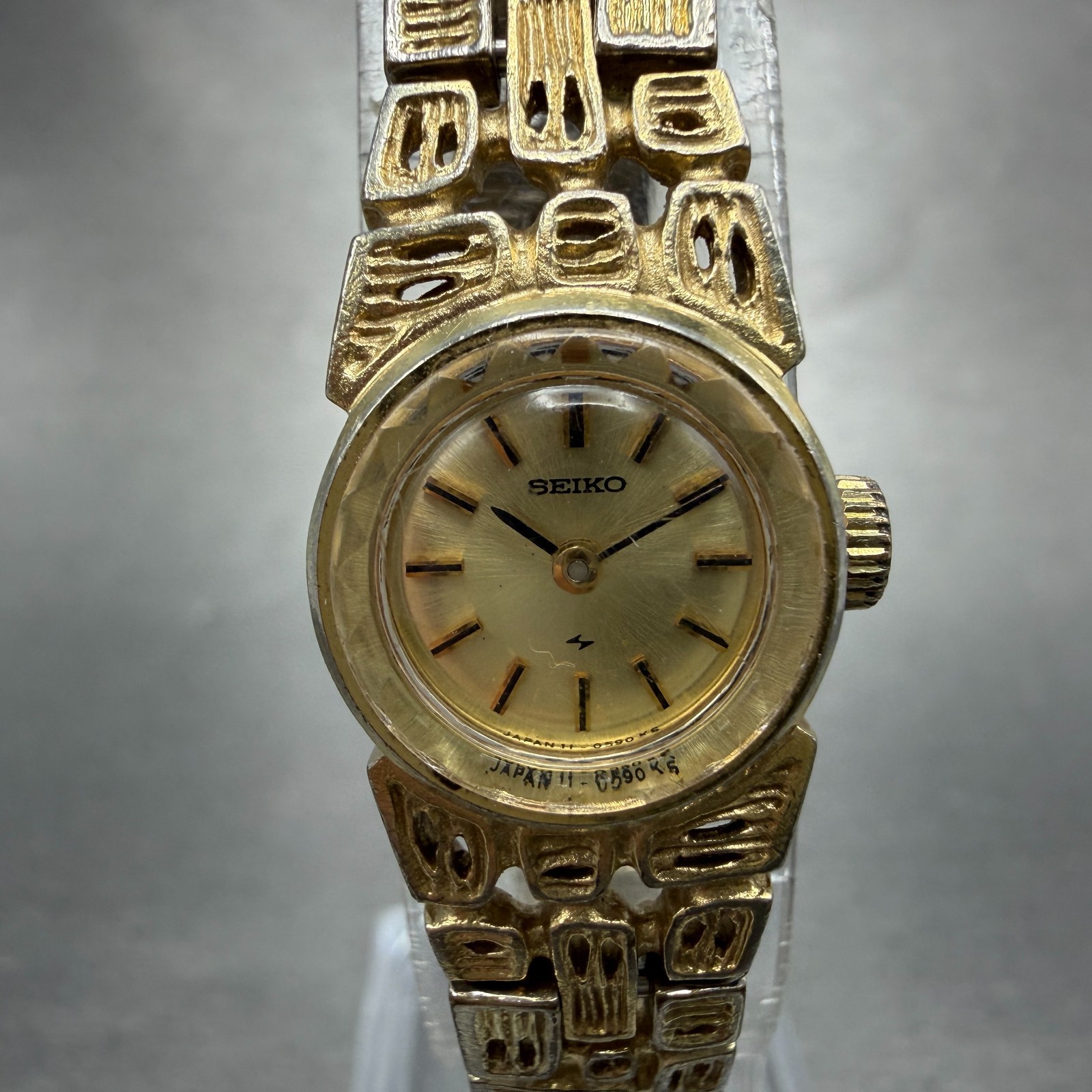 Seiko Watch Women 16mm Champagne Dial Gold Tone Manual Round 11-0549 Runs VTG