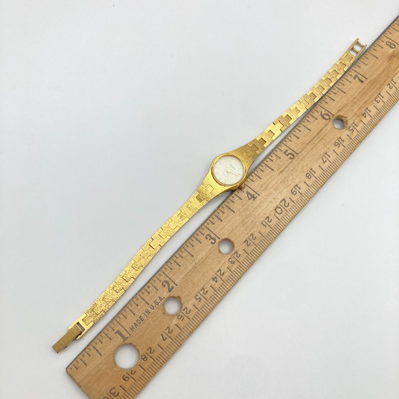 Vintage Armitron Womens Watch 11mm Gold Tone Petite Round New Battery 7″