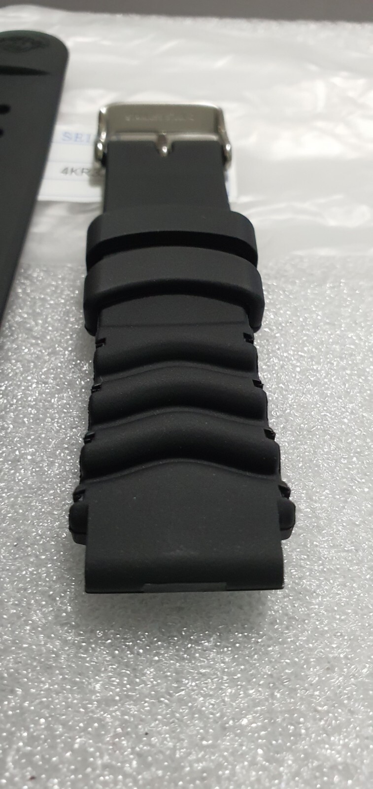 Seiko 4KR3JZR 4KR3NZR Genuine Black Plastic/Resin Strap by Seiko 20mm/2.0cm