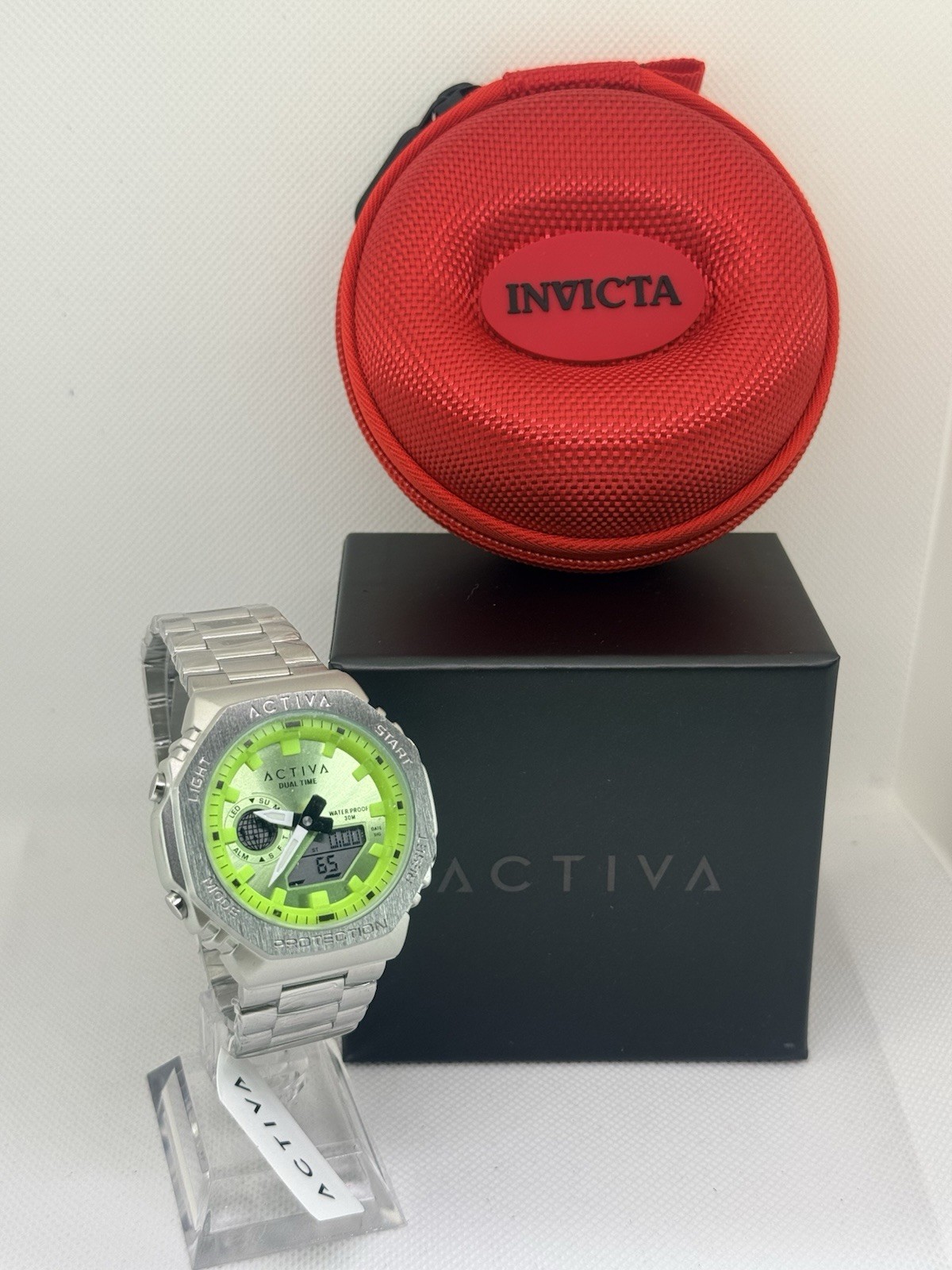 Activa X Invicta Signal X ACWM423-005 Green Dial Dual Time Watch Travel Case