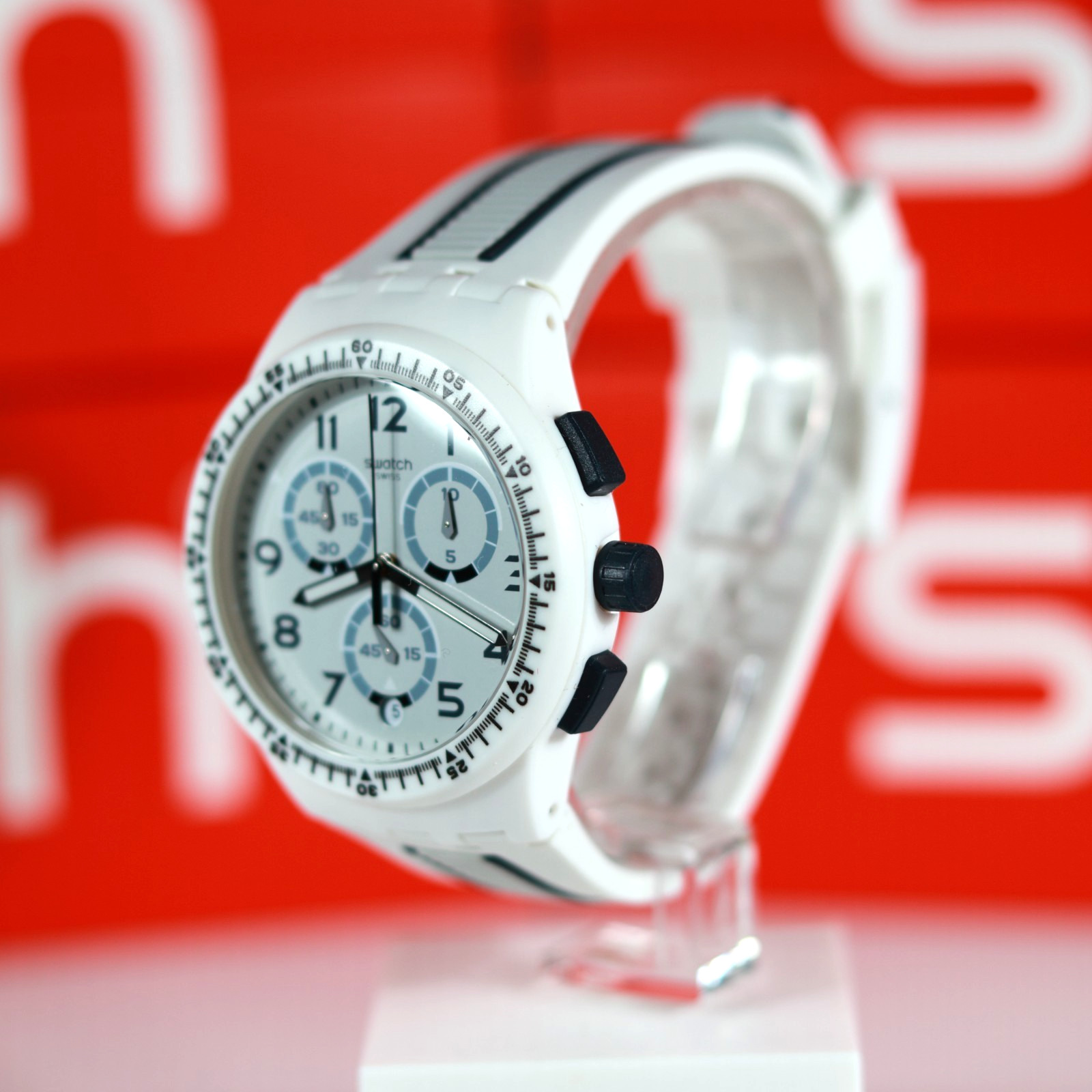 New Limited Swiss Swatch ESCALATOR Chrono Matte White Silicone Date 42mm SUSW408