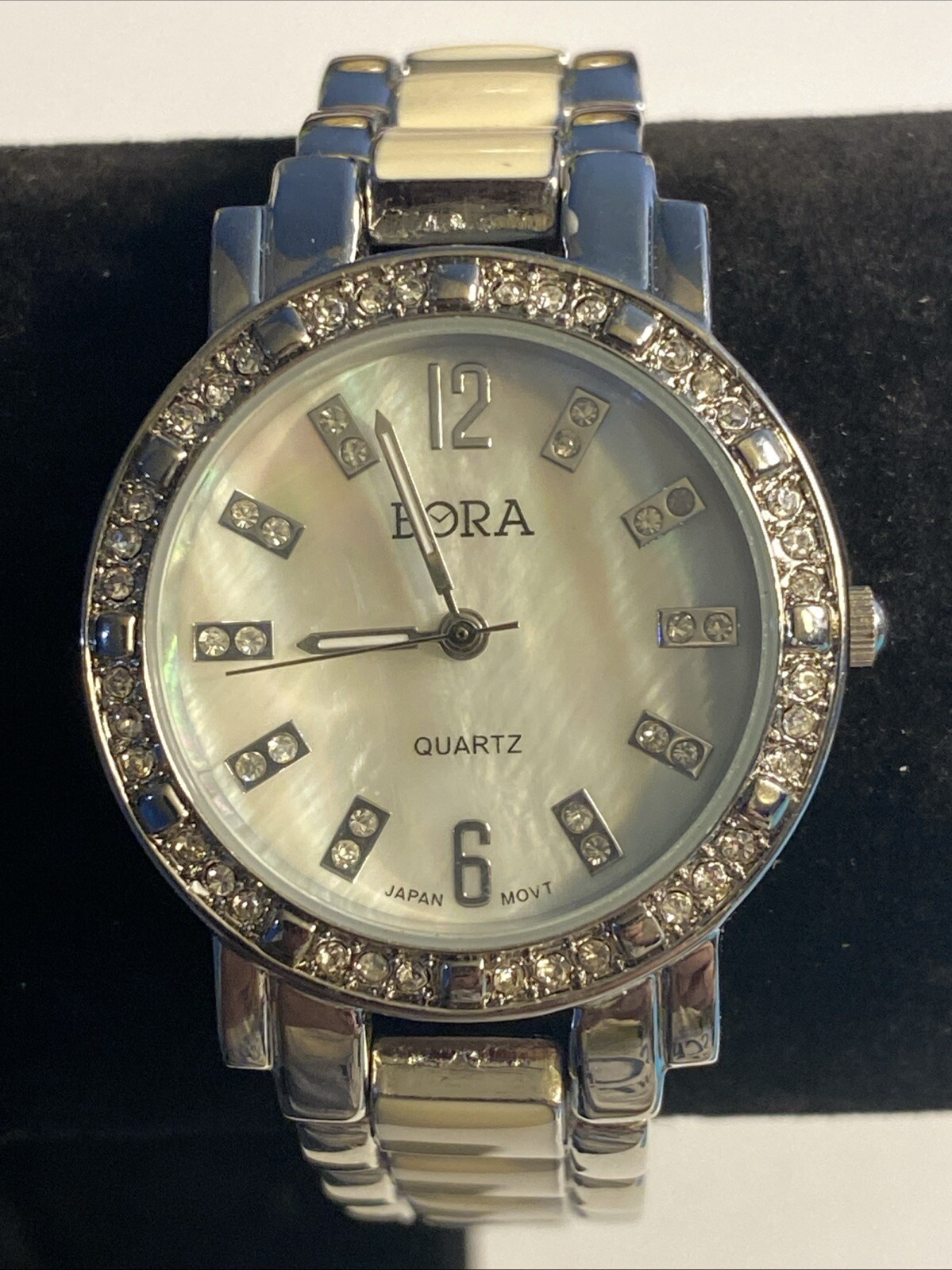 BORA Women’s Watch Silver And Cream Tone with Rhinestones New Battery