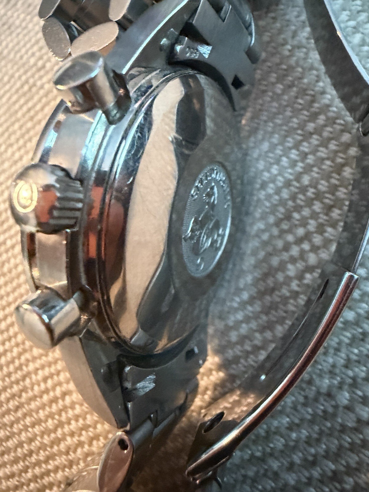 OMEGA Speedmaster Automatic Chronograph Tachymeter Date Silver Dial 38mm SS