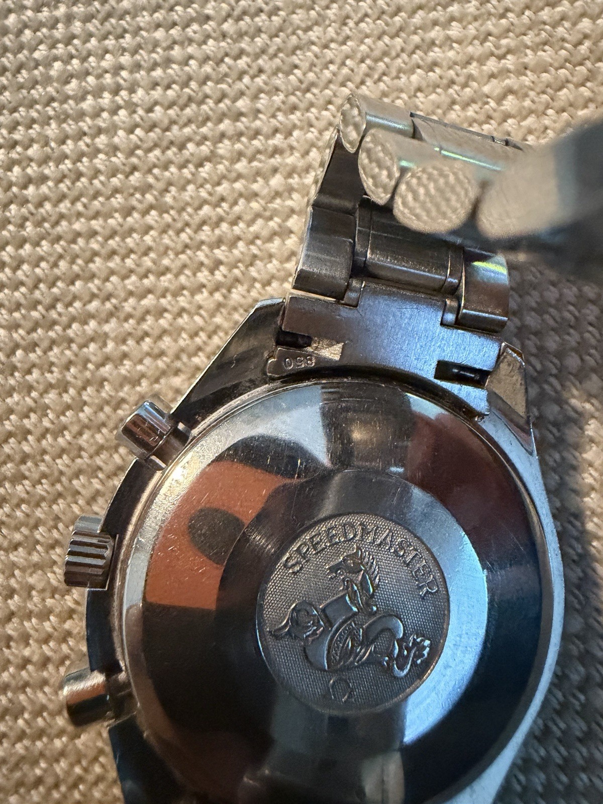 OMEGA Speedmaster Automatic Chronograph Tachymeter Date Silver Dial 38mm SS