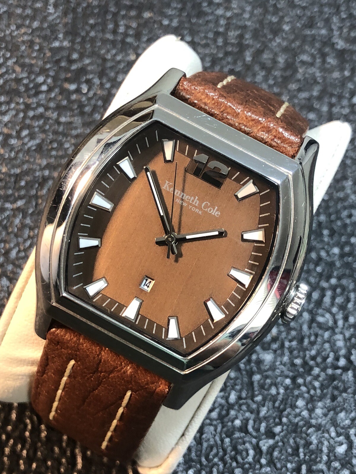 Kenneth Cole Men’s Watch Barrel/Tonneau Shape Bronze Tone Dial 43mm New Battery