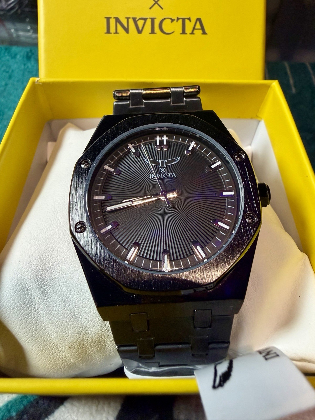 Invicta Men’s Octagon Black Sunburst Dial blacked out bracelet! HOT 🔥🔥🔥