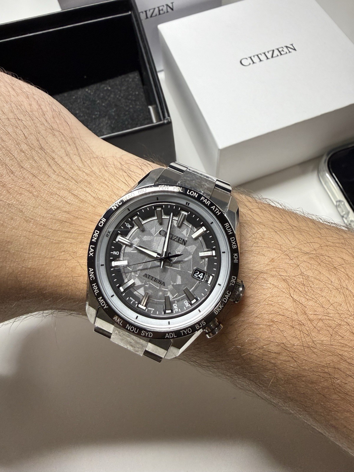 CITIZEN ATTESA CC4076-65A Platinum Shine Limited Titanium GPS Radio Solar Watch