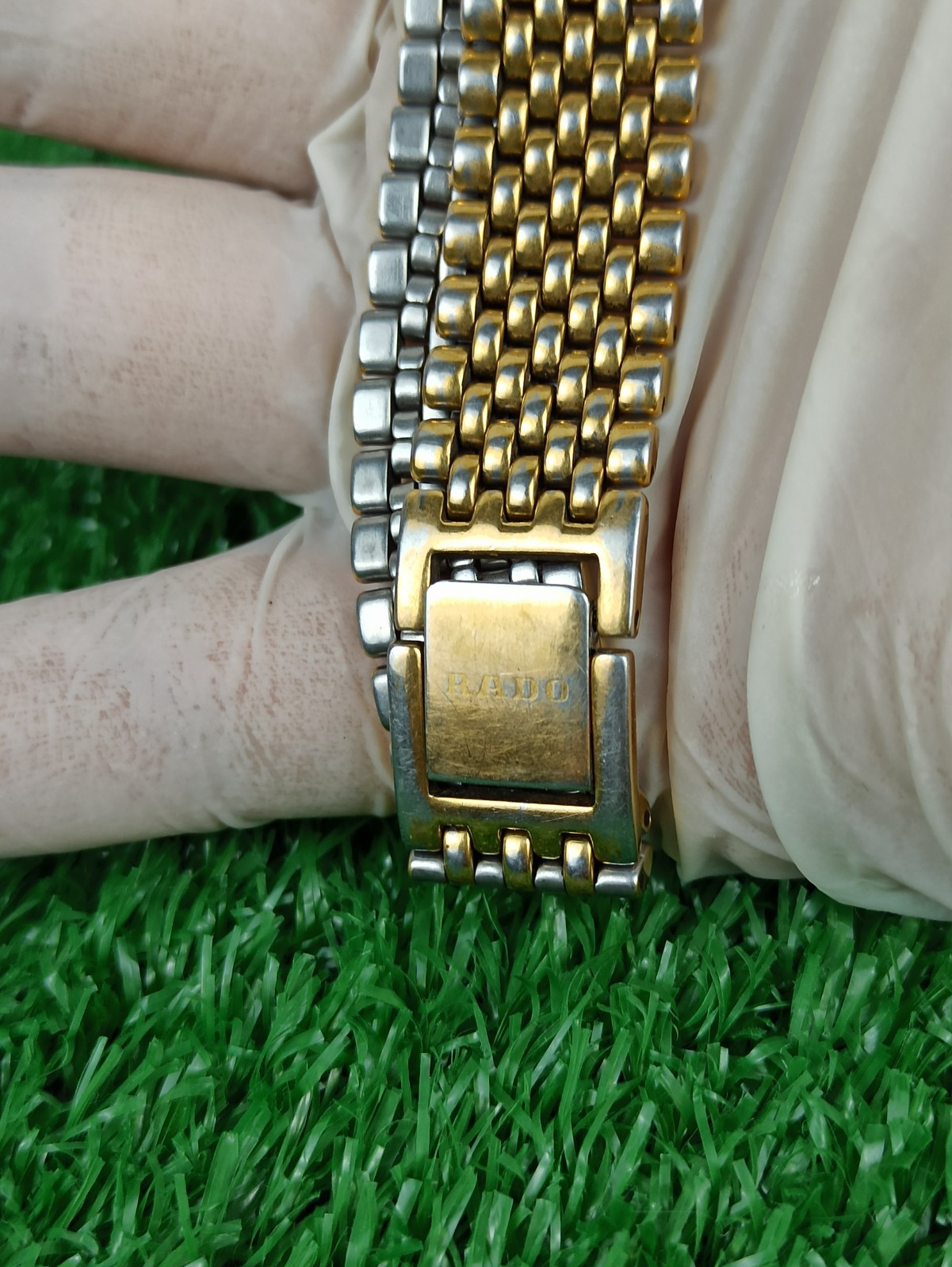 Iconic Model Rado Florence Classic Watch & Gold Tone Swiss Movement 80s Quartz