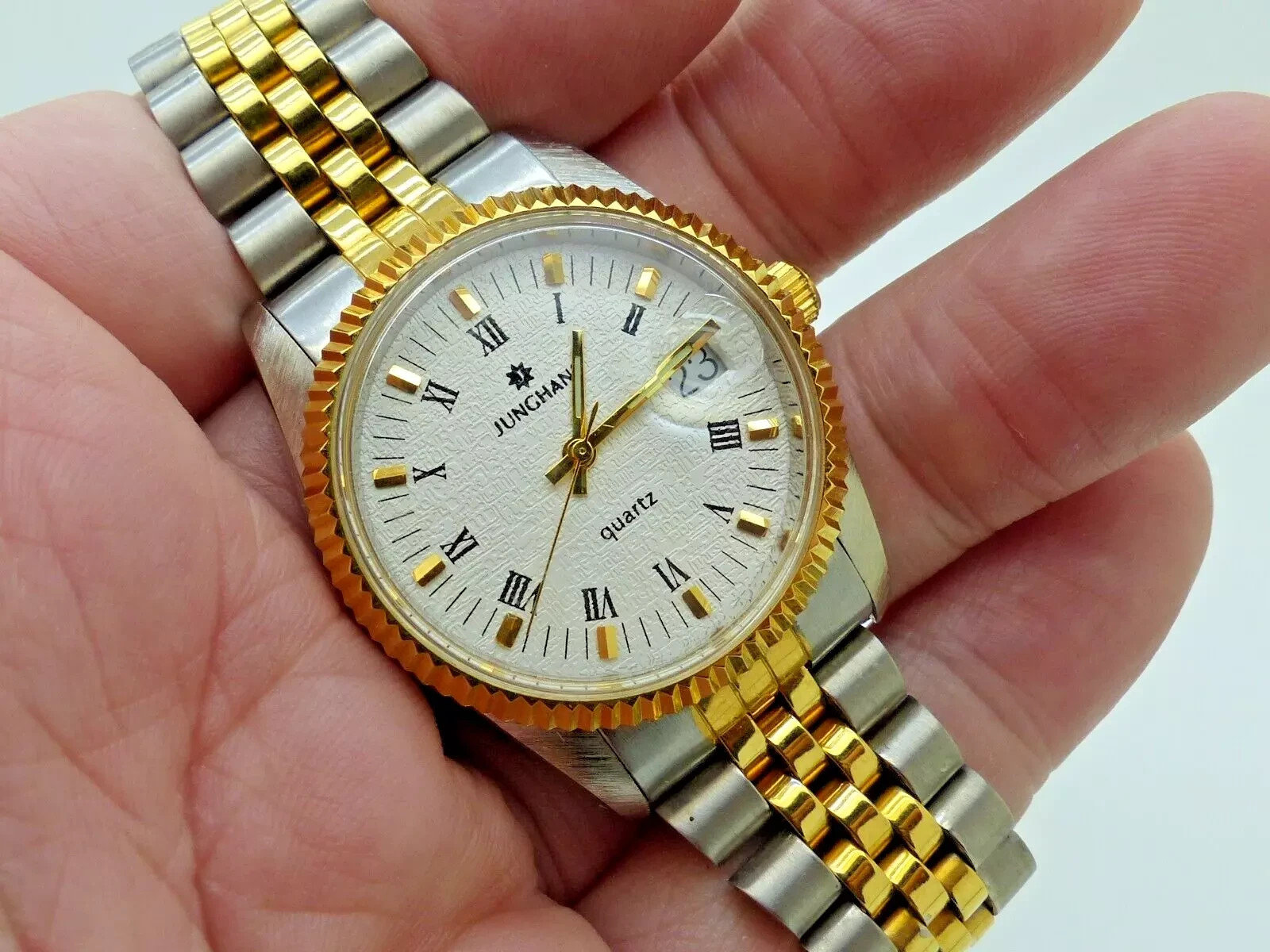 Junghans Quartz Watch Ref: 31/1011 from the Egana Goldpfeil period
