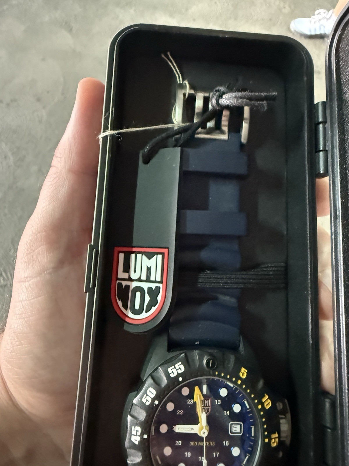 Luminox Scott Cassell Deep Dive Blue Men’s Watch – XS.1553 With Box Tag Beauty