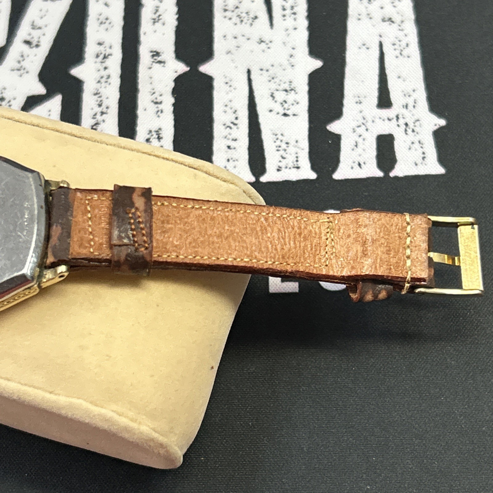 1926 Waltham Model 1907 Tonneau Shaped Grade 361 3/0s 15j Watch Running 10krgp