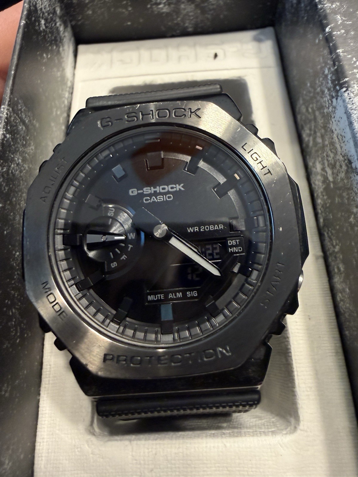 Casio G-SHOCK GM-2100BB-1A Men’s Black Analog/Digital Resin 200m Box Manual