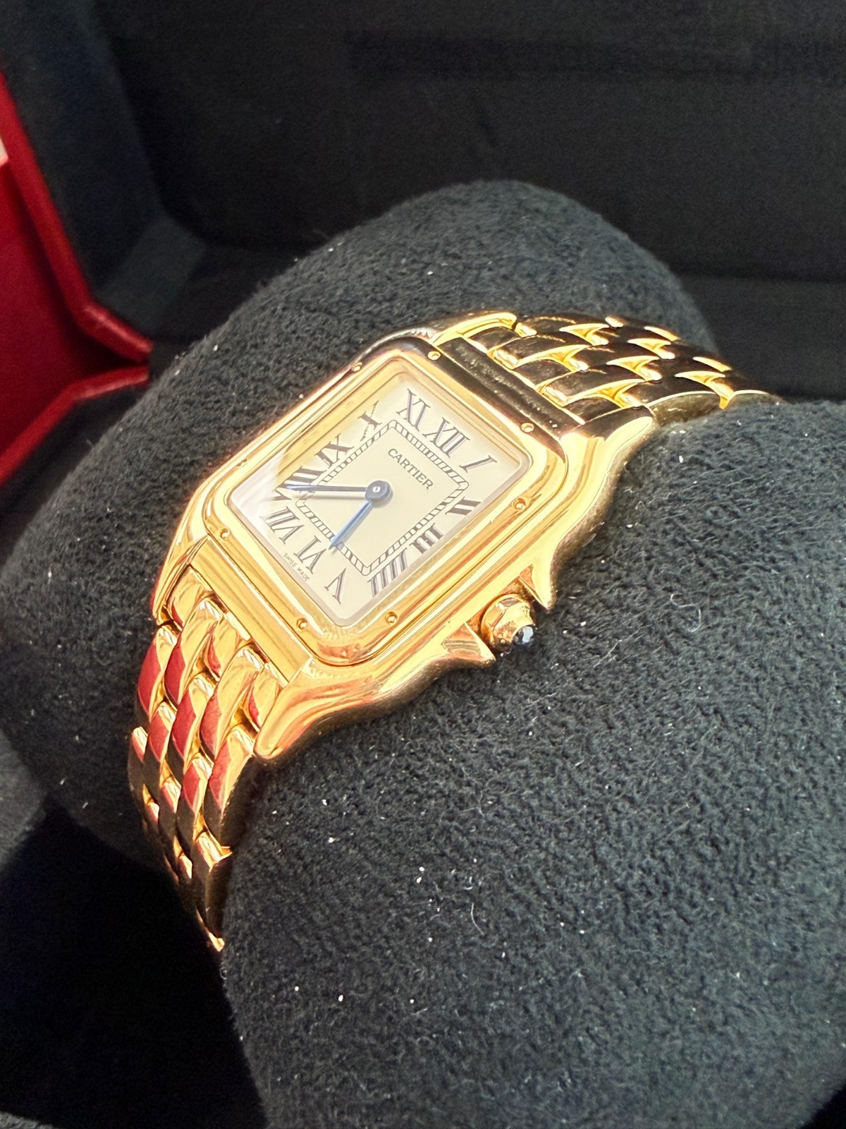 Cartier Panthère de Cartier 18K Yellow Gold Silvered Dial Watch WGPN0058