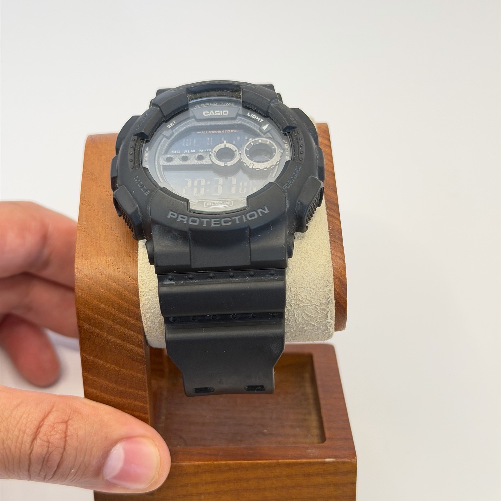 Casio G-Shock GD100-1B black resin digital watch, Very Good