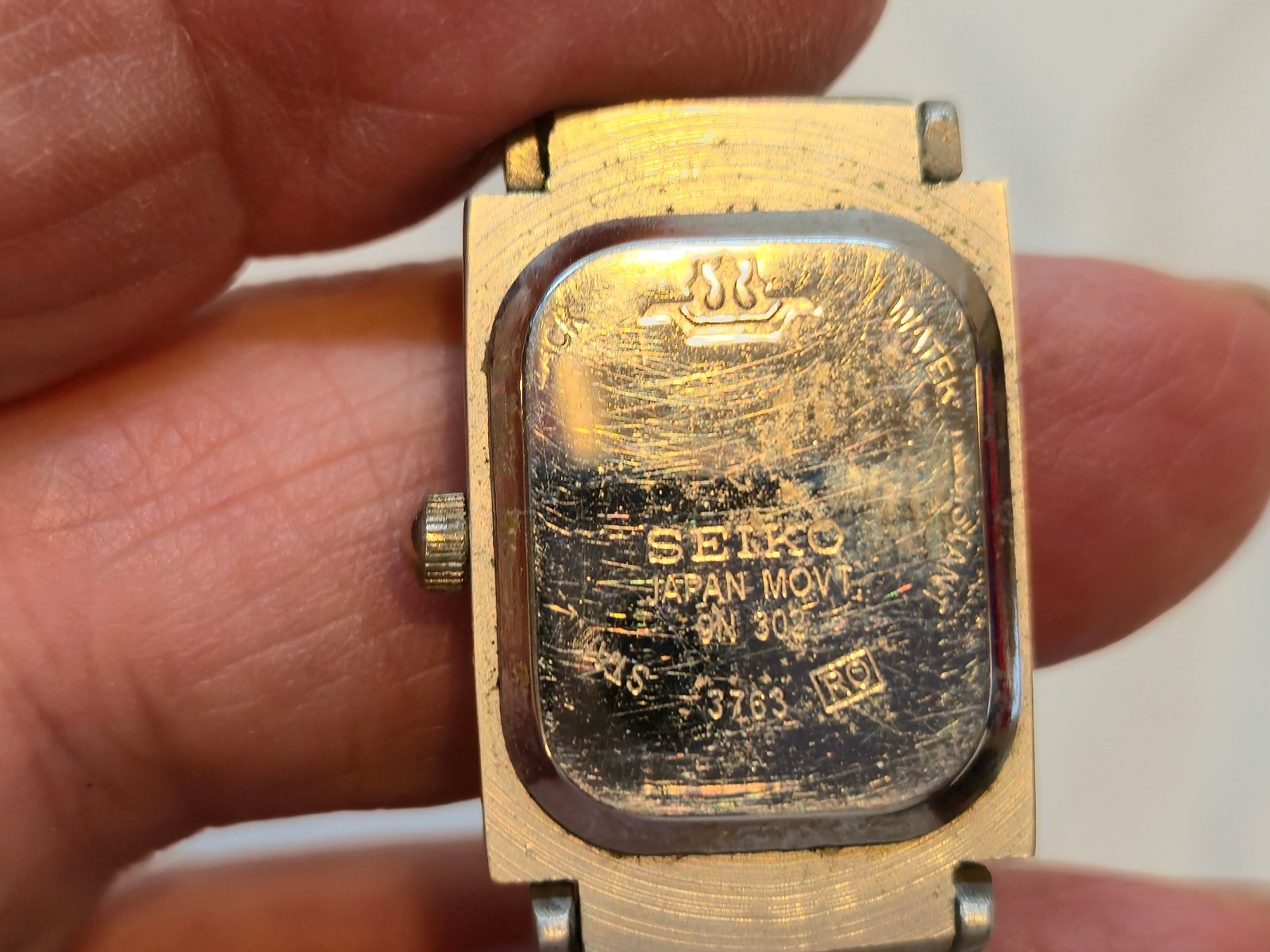 4 WATCHES: LA EXPRESS; SEIKO; ACCUTIME