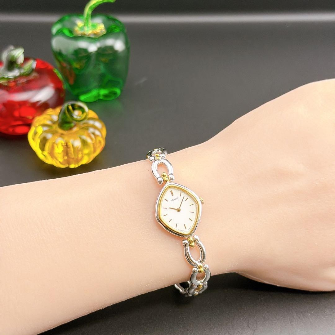 Seiko Gold Quartz Ladies Watch Vintage Retro Japan 071622