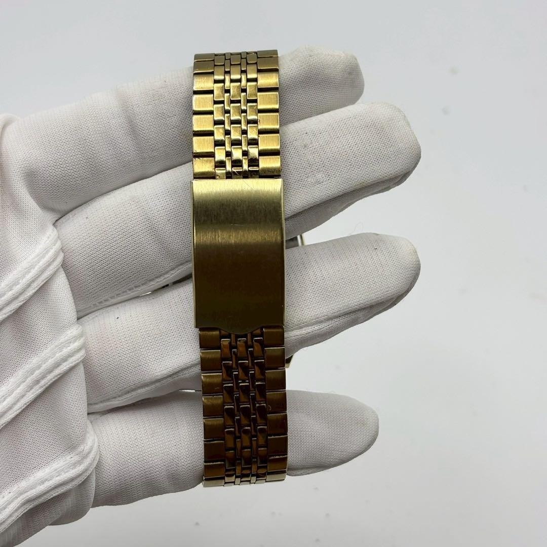 [Working] SEIKO chronos Day-Date Tonneau-shaped Men’s Watch Quartz