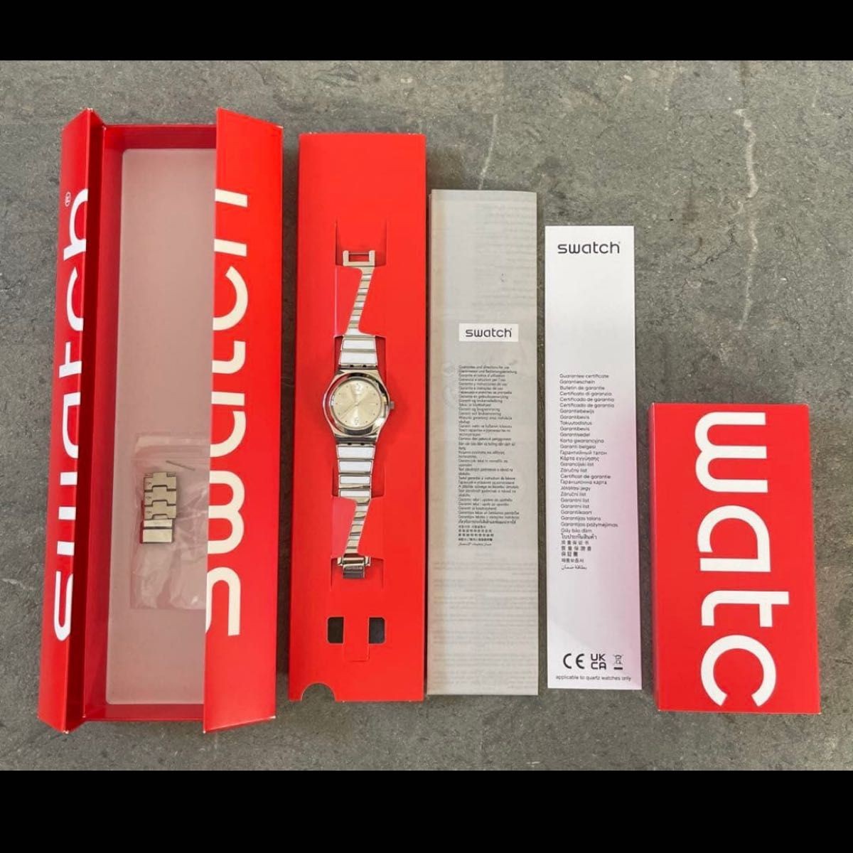 Swatch Ladies Wristwatch Silver White
