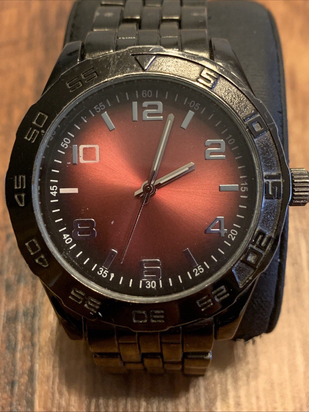 Allude Men’s Black Watch Stainless Back With New Battery