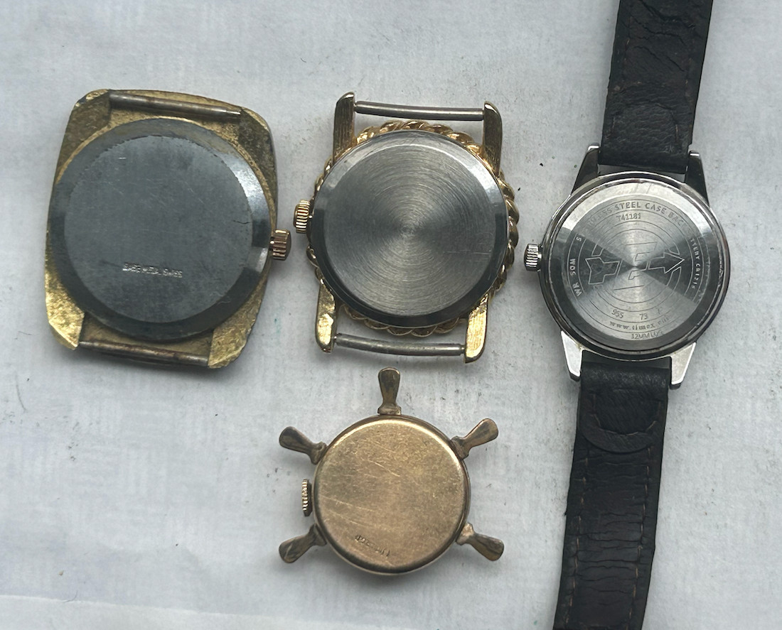 MECHANICAL 4 WATCHES – 3 WORKING
