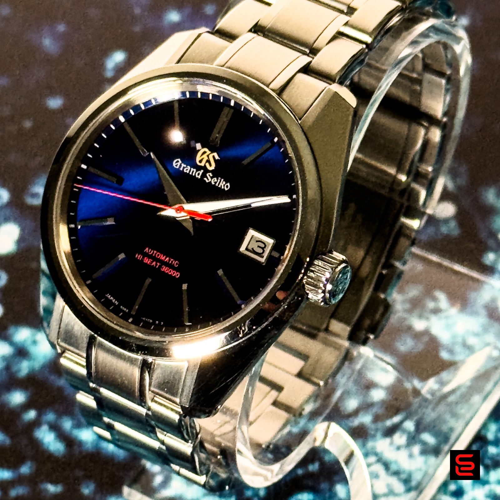 Grand Seiko SBGH281 ” Superman” 60th anniversay edition, Box and papers