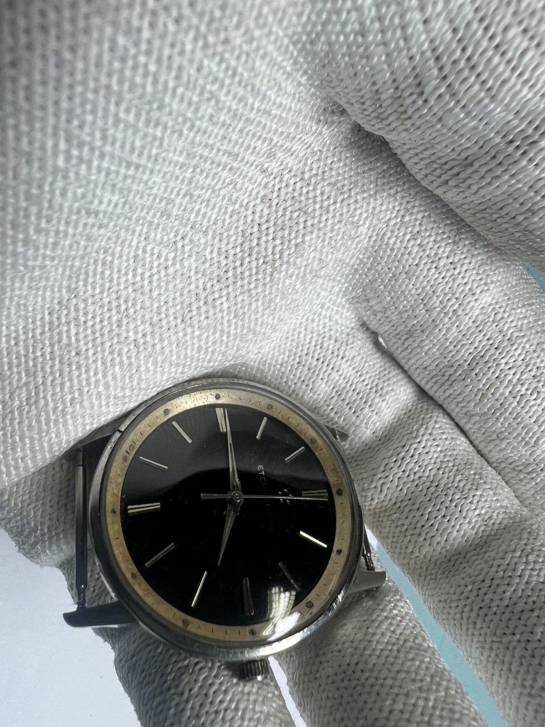 4. Eterna Matic cal 1412 autometic 34 mm running broken bezel
