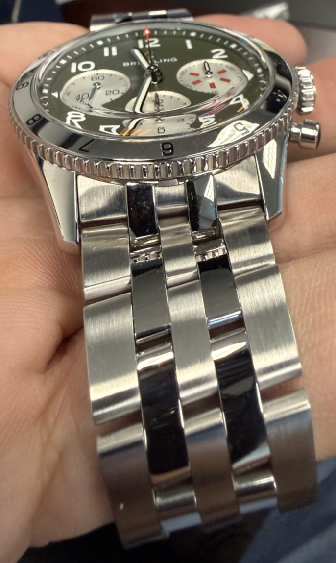 Breitling Classic AVI 42mm green dial Curtis Warhawk band&bracelet A233802A1L1A1