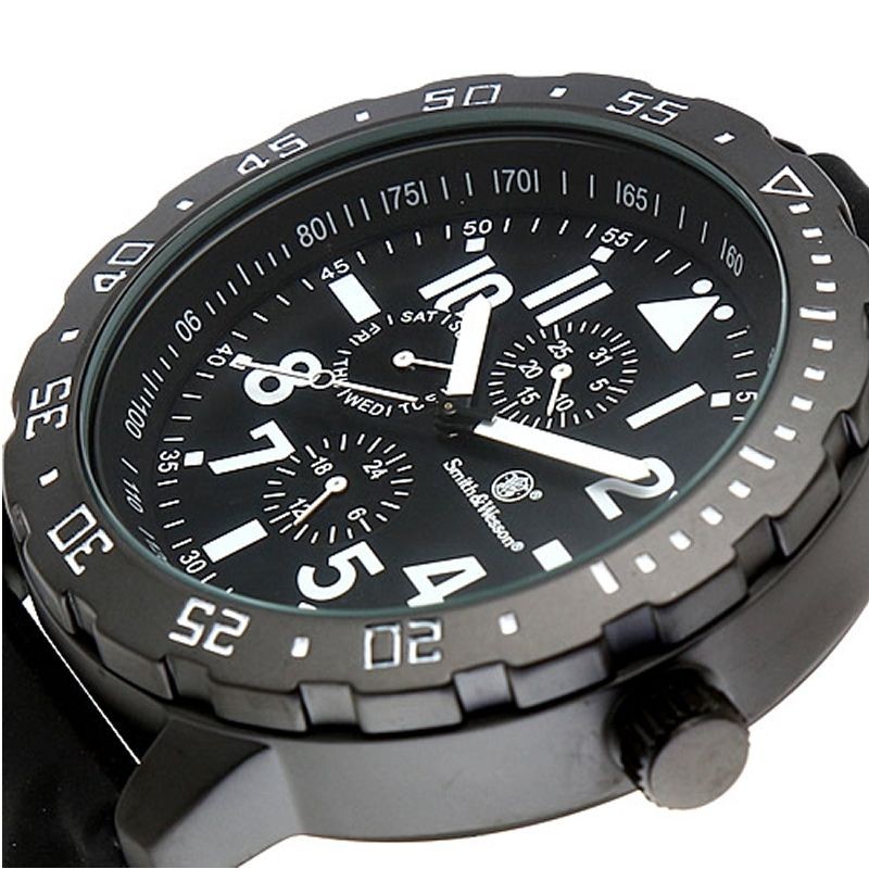 Smith Wesson CALIBRATOR WATCH Black x White