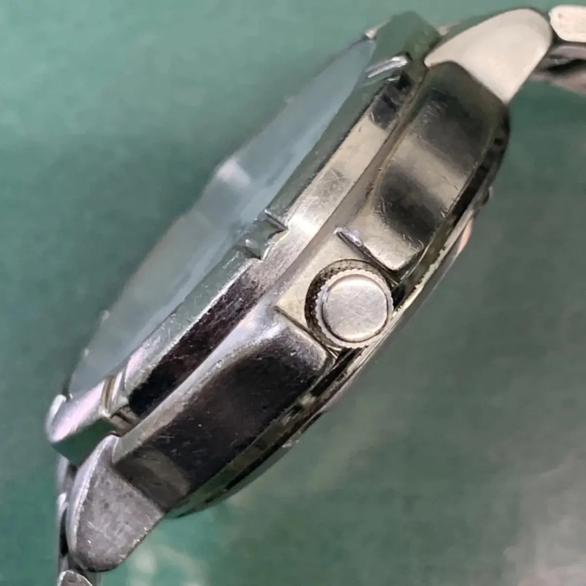 R6-4088 Used Citizen E100