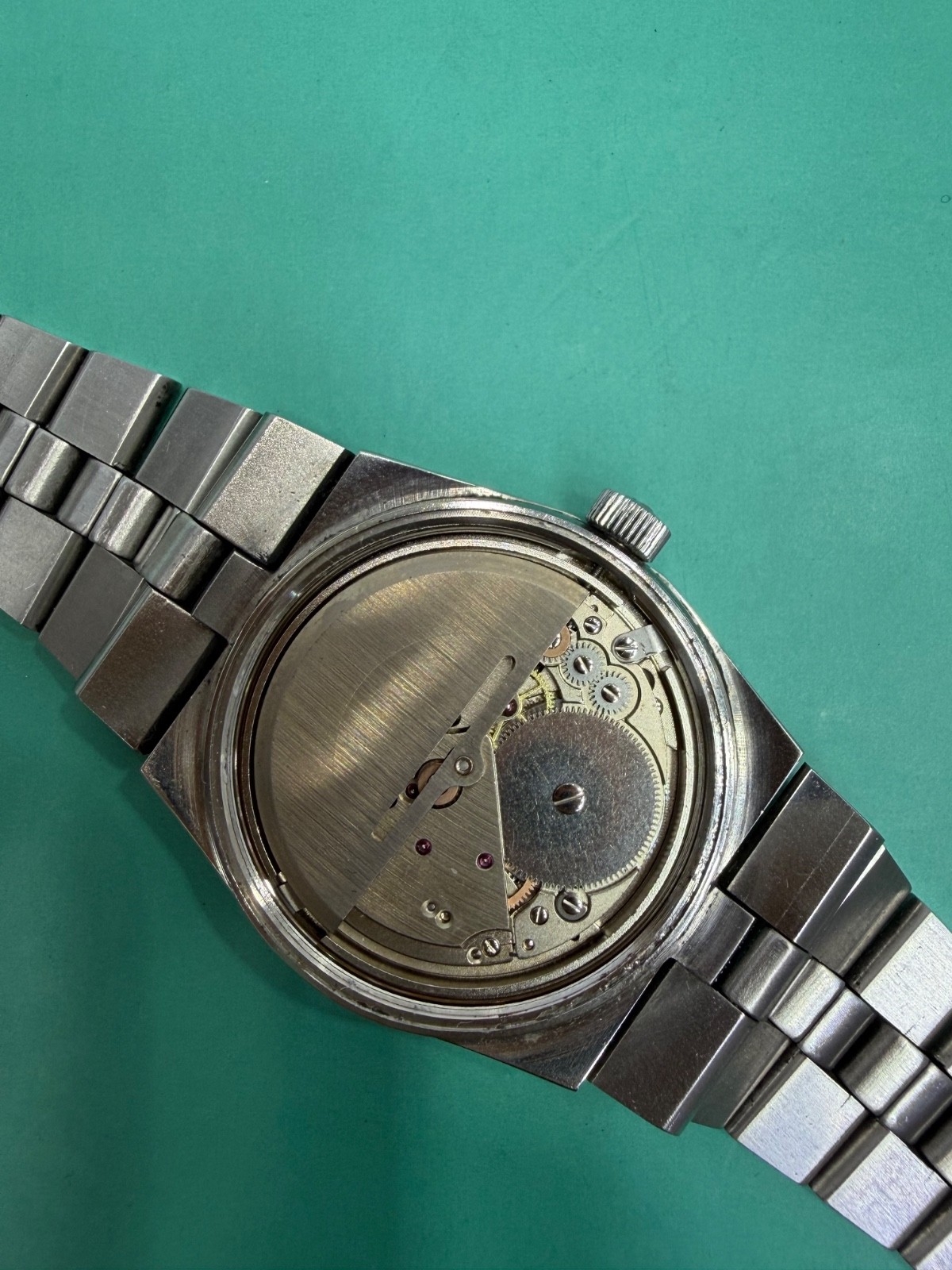 Vintage Tissot PR526 GL gradient dark green dial all functions working