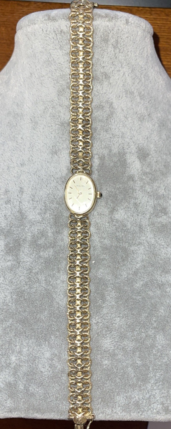Stunning Vintage Bulova 14K Solid Gold Ladies Watch 14.3 Grams☚☚☚☚👀