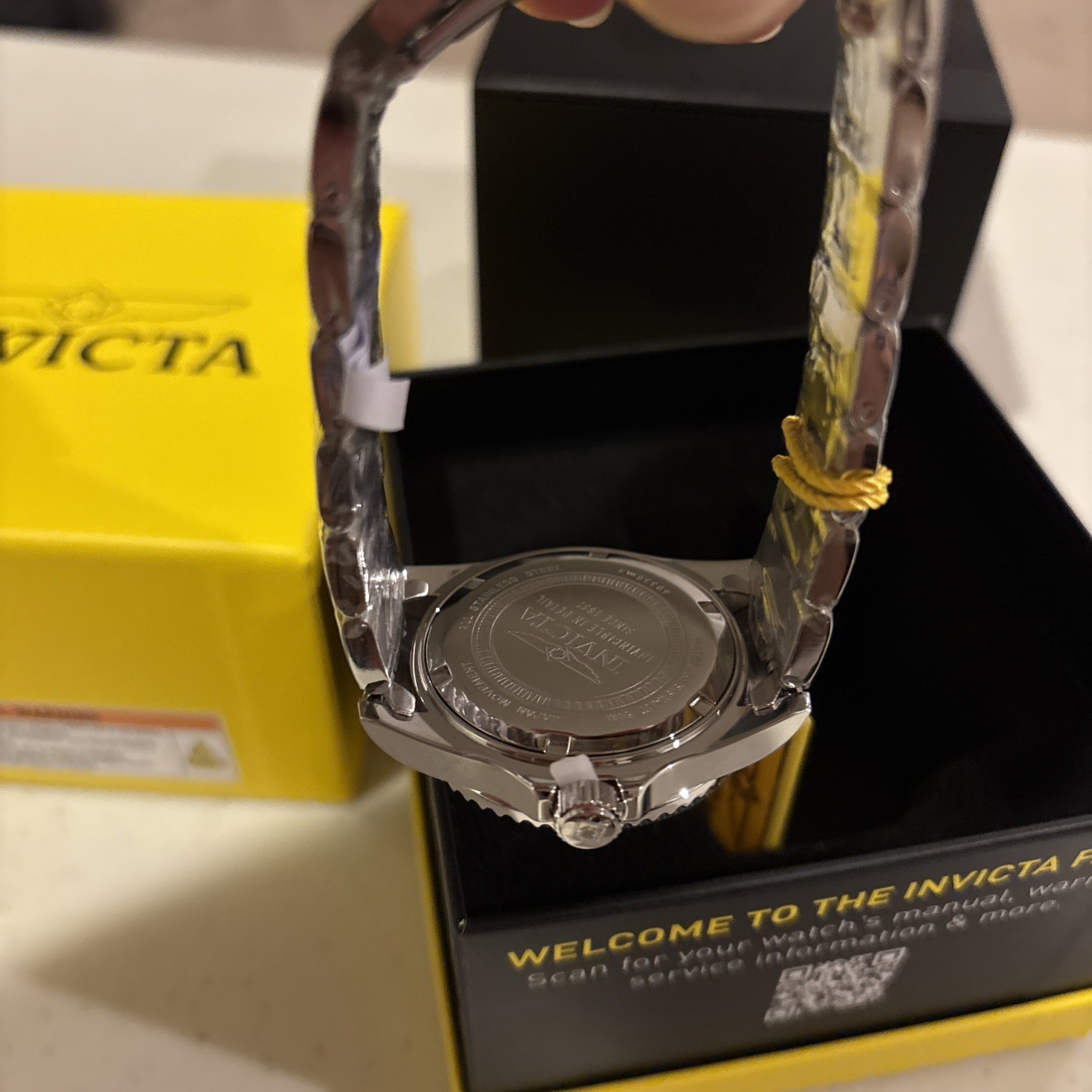 Invicta Specialty Rowan Diver Watch – 40mm Stainless Steel 49338 Green / Black