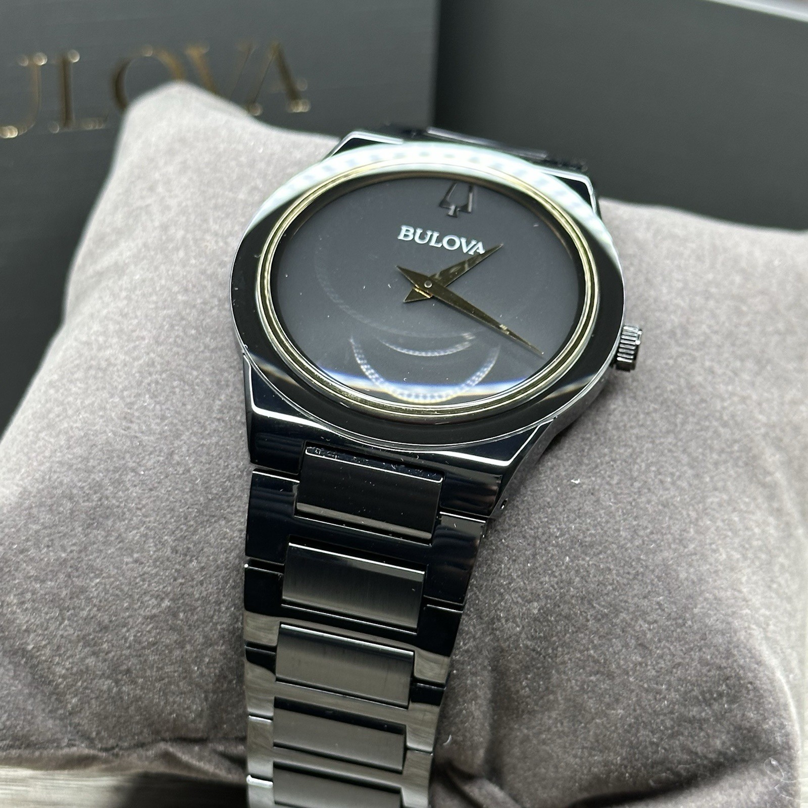 NEW✅$650✅ Bulova Millennia Slim Elegant Black Stainless Steel Men’s Watch 98A313