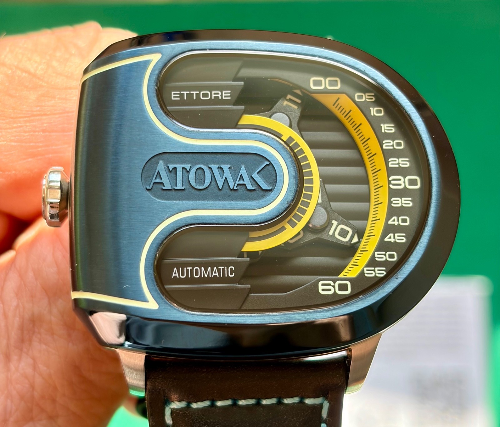 Atowak Ettore Drift AK702SJEYE Black Wandering Hour Automatic Full Set